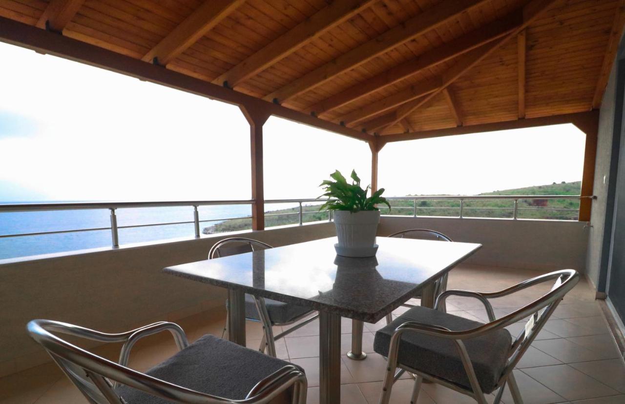 Apartments Vila Roboci Sarandë Exterior foto